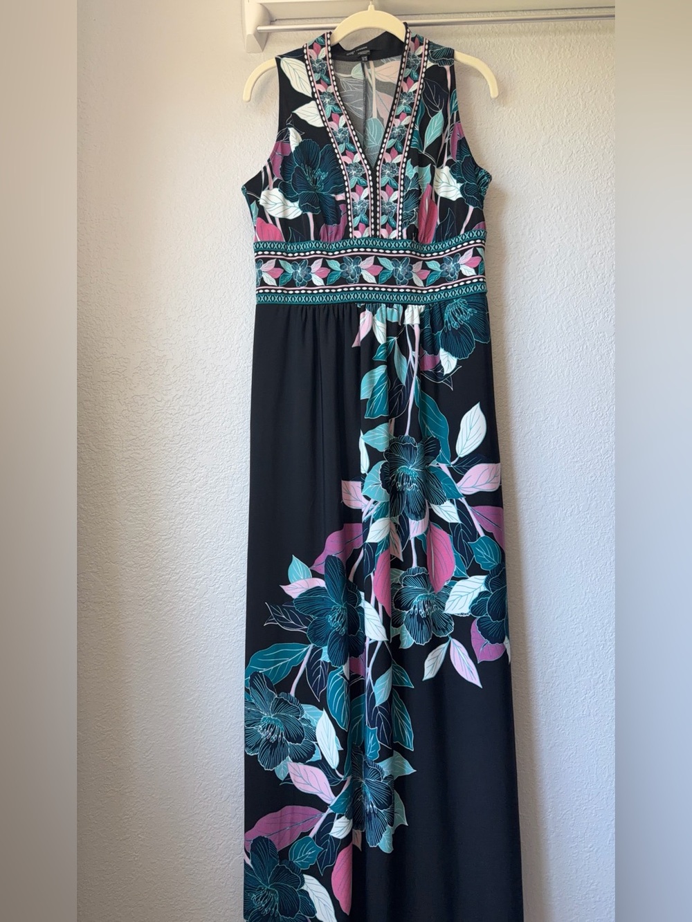 Maggy London Floral Jersey Maxi Dress, NWOT, 10 Petite - Picture 12 of 16